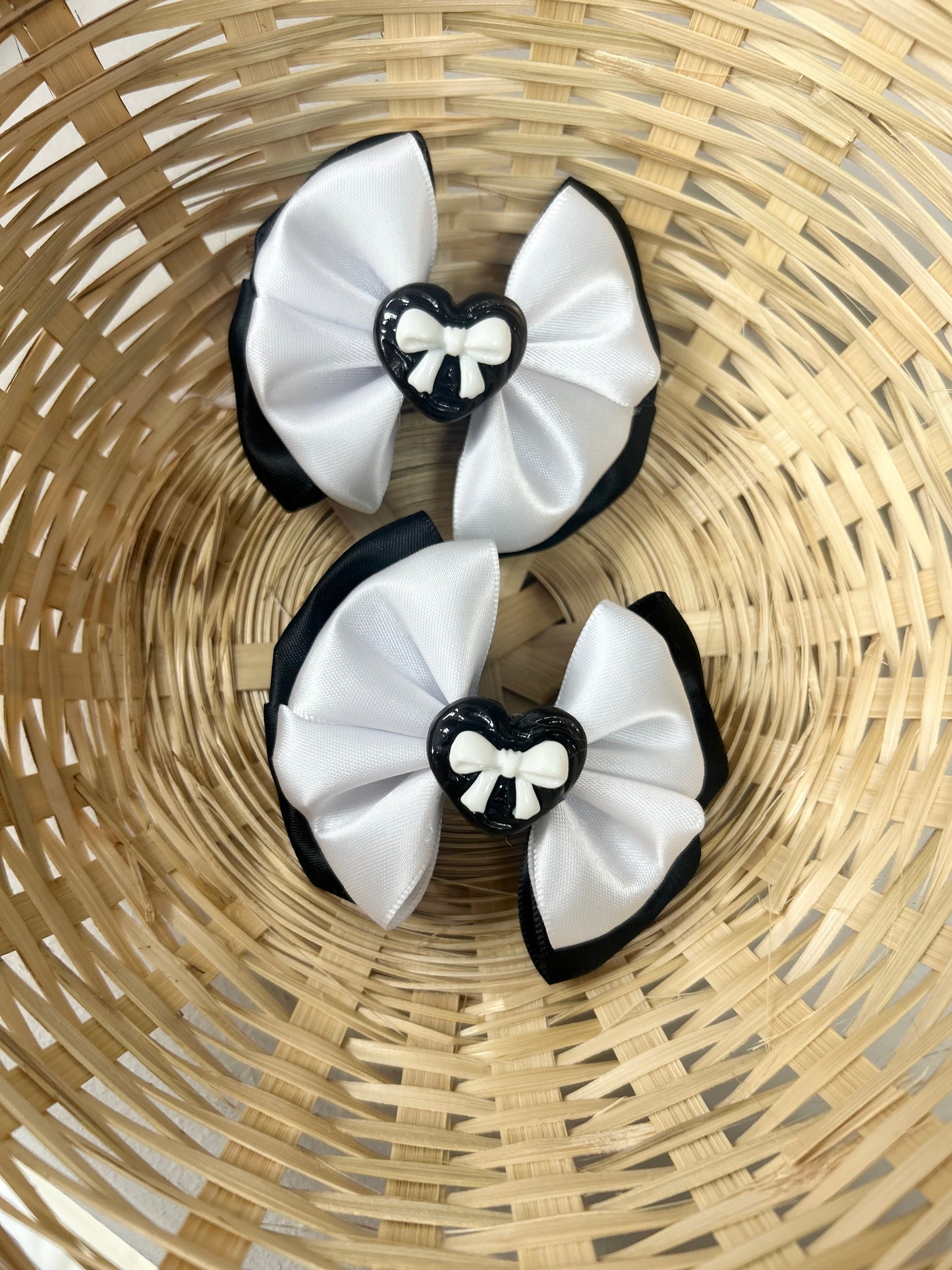 Black heart piggies 3.5”