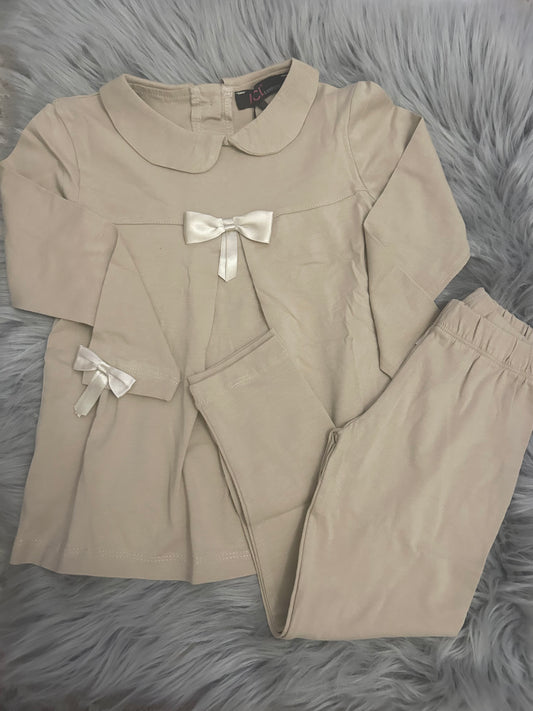 Beige bow set
