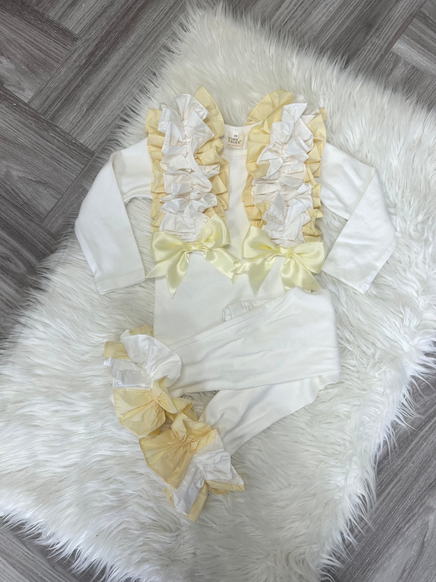 White lemon ruffle set 2-3y